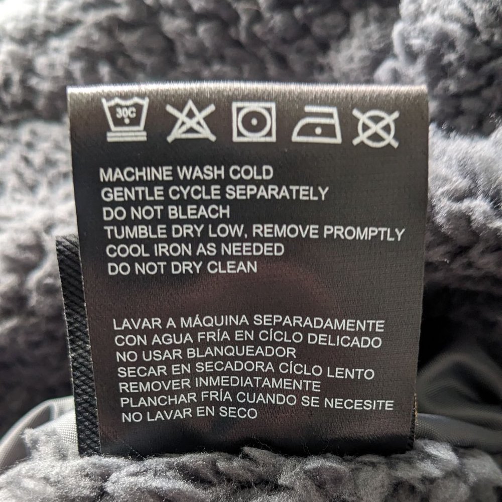 Women's Plus XXL Cozy Sherpa Wrap Grey/Pink - Picture 5 of 13
